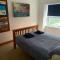 Tenby Cottage with Parking