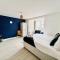 Brand New 2 Bedroom Apartment with Wi-Fi Sleeps 4 - Tanzanite - Cambridge