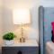 Hollywood 2Bed Apt w Rooftop pool & Panoramic View - Лос-Анджелес