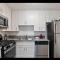 Hollywood 2Bed Apt w Rooftop pool & Panoramic View - Лос-Анджелес