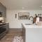Après Shores Condo: Upscale Riverfront Retreat - 西尔弗索恩