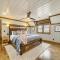 Grand Broken Bow Cabin with Hot Tub and Spacious Deck! - 布罗肯鲍