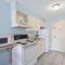 Budget Friendly Oceanview Studio, Sleep 4!
