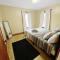 Lux 3BR, Steps from Airport, U of R & Grocery Stores
