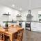The Tin Hut - Kinloch - Kinloch