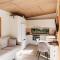 Beautiful Rural Retreat and Sapphire Springs Thermal Mineral Pools