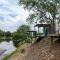 Evernent Lakeside Hideout