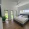 Kaarakin Beach House - Option 1 - Rules Beach Qld 4674 - Deepwater