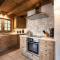 Chalet pour 8 avec cheminée, proche des pistes, WiFi, garage, non fumeur - FR-1-304-110