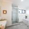 Whitsunday Whisper Terrace - Townhouse Pets Airlie