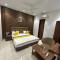 Hotel platinum inn