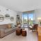 Tropical Apartment - Balcony - Resort with Pool and Gym - شاطئ هالانديل