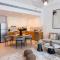 Chic 1BR Oasis with Stunning Views in La Vie, JBR - 33AB03 - 迪拜