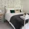 Tiny romantic cottage for two. - 洛斯特威希尔