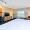 TownePlace Suites by Marriott Grand Rapids Airport Southeast - Grand Rapids