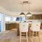Oceanview Newly Renovated Private Pool Home