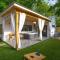 Petit Paradis Studio with hot tub
