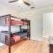 Charming Hinesville Home Less Than 6 Mi to Fort Stewart