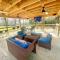 Country Getaway 4 Bedroom Resort in 10 Acre Lot