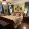 Hodge Podge Lodge