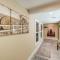 StockYards! Less than 4 minutes-Sleeps 8-Lee House
