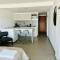 ManuFel Rentals