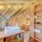 12 Fires Luxury Glamping with Heating #2