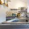 Shell Cottage - 2 Bedroom Holiday Home - Tenby