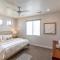 Modern Ledges