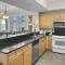 SMP 209 - Large 4 Bedroom Beachfront Condo