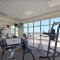 12th Floor Bchfront Condo-Amazing Views! Sleeps 8! - Наварр
