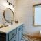 Lone Pine Lodge. Brand new! 2 bedroom luxury cabin.