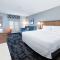 Hampton Inn Norfolk - Norfolk