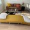 Serene Modern Home Backdoor with great WiFi, games, movies, patio seating and bbq Easy Access to North Joshua Tree National Park in 10 minutes - تونتي ناين بالمز