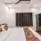 FabHotel Royal Stay - Beltarodi