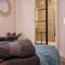 T2 quartier Mermoz, 2 places de parking privées