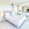Skol 727 Lovely 2 Bedroom Duplex in Marbella Center