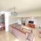 Spacious private and comfy room in Kimihurura