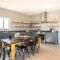 Luxury Joshua Tree 3BR Home with hot tub & Views - Joshua Tree