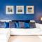Sapphire Retreat - Central Location - Free Parking, FastWiFi and Smart TV by Yoko Property