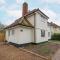 3 Chantry Cottages
