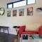 Gorgeous Modern Cabin w Heated Pool, Firepit - 德里平斯普林斯