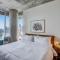Luxury 2BR Rooftop Pool Austin by Barclé
