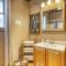 Cozy Black Hills Retreat