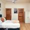 Charming Rooftop Apartments- Strong Wi-Fi & 40percent Long-stay Disc