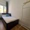 WALK to CAMP NOU - Wi-Fi AC 3 Bed by MyRentalHost - Hospitalet de Llobregat