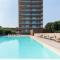 Luxury flat with pool gym spa parking - Unit9B