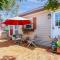 Pensacola Studio Bungalow Less Than 1 Mi to Bayview Park!
