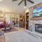 Coral Springs B8 Sleeps 8, Beautiful Complex Amenities with Pool and Private BBQ Grill