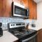 Oceanside Beach style King & 2 queen beds